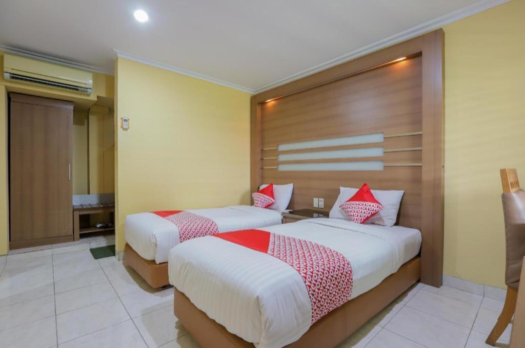 Hotel Senen Indah Syariah Jakarta Exterior foto