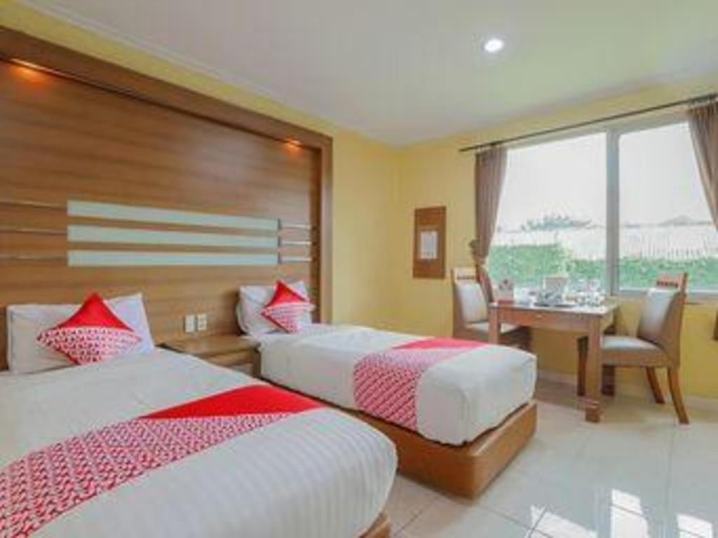 Hotel Senen Indah Syariah Jakarta Exterior foto